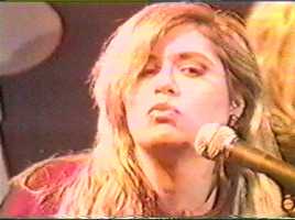 Vicki - Live